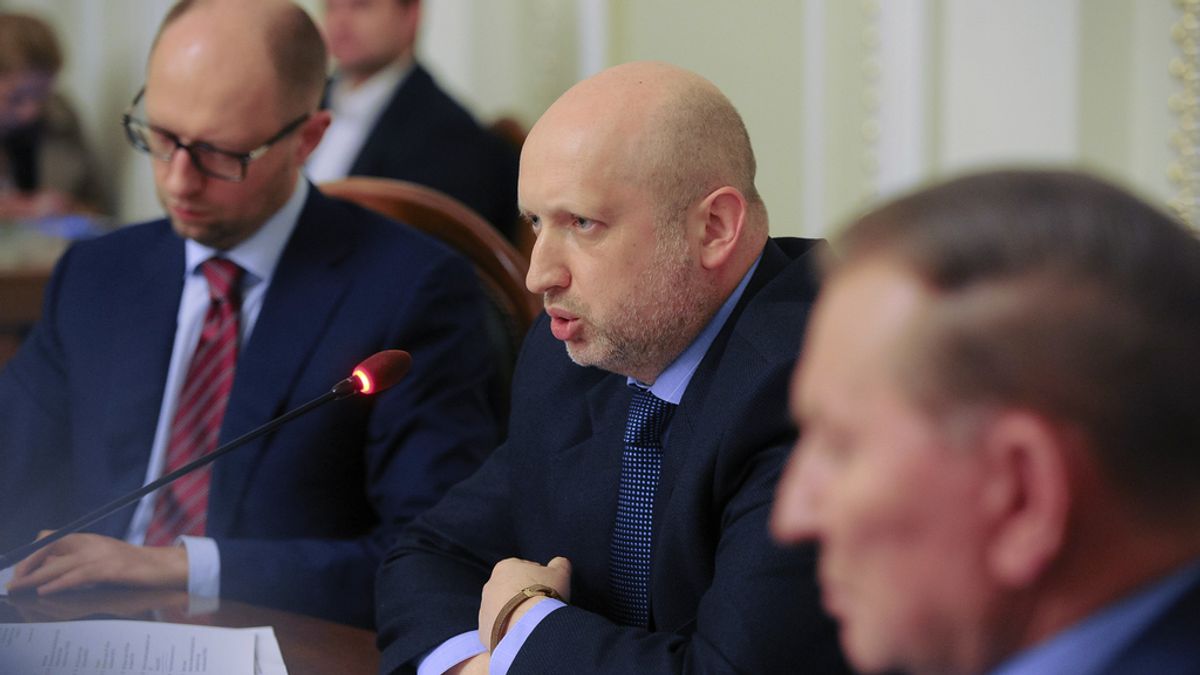 El presidente interino de la Rada, Oleksandr Turchinov preside el diálogo nacional