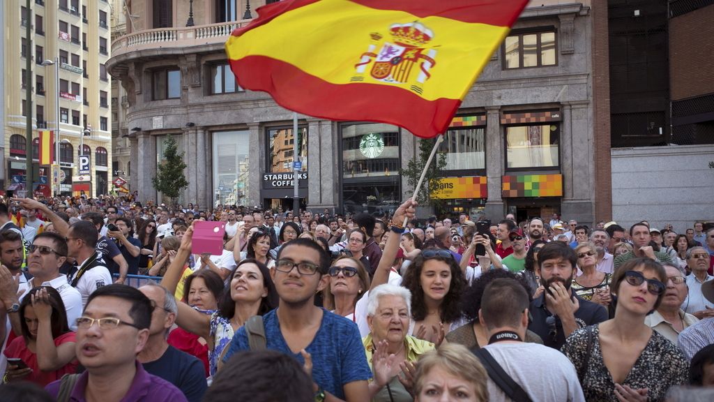Madrid acompaña a Felipe VI