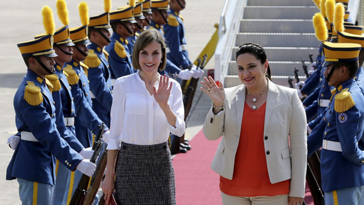 La Reina de España llega a Honduras para visitar proyectos de cooperación