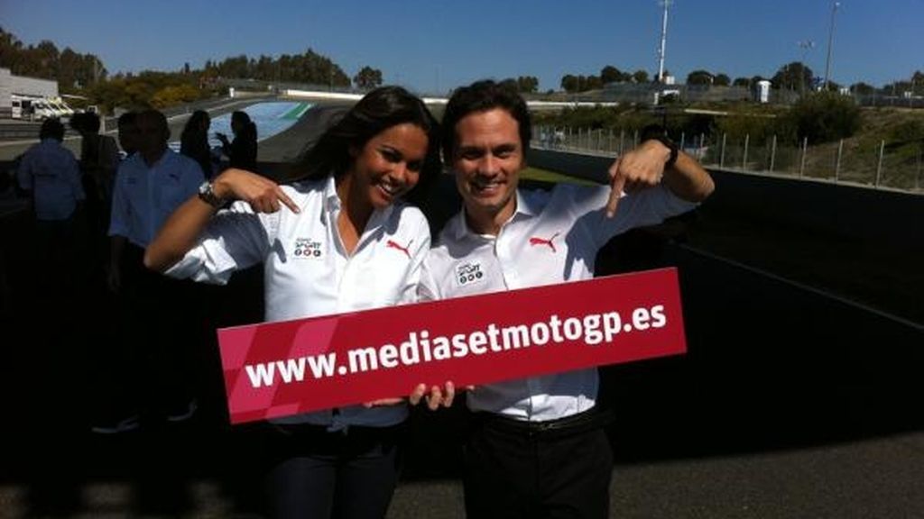 Lara y Marco, los presentadores a pie de pista