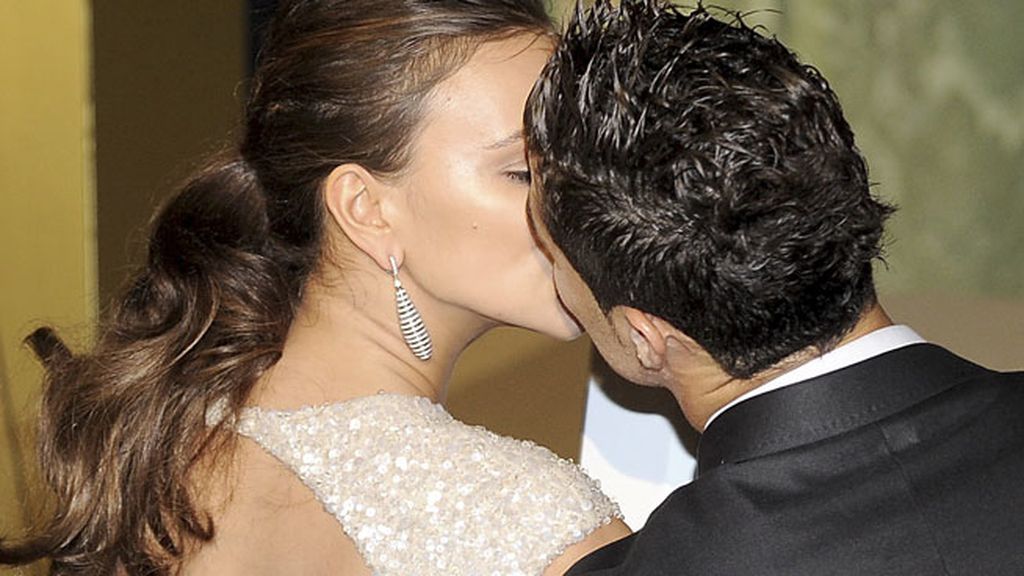 Y más besos, esta vez en los Premios Prix de Moda de Marie Claire