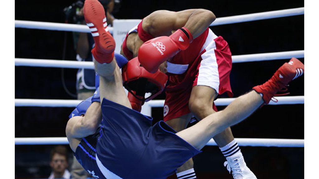 El mongol Munkh-Erdene Uranchimeg deja fuera de combate al ucraniano Denys Berinchyk
