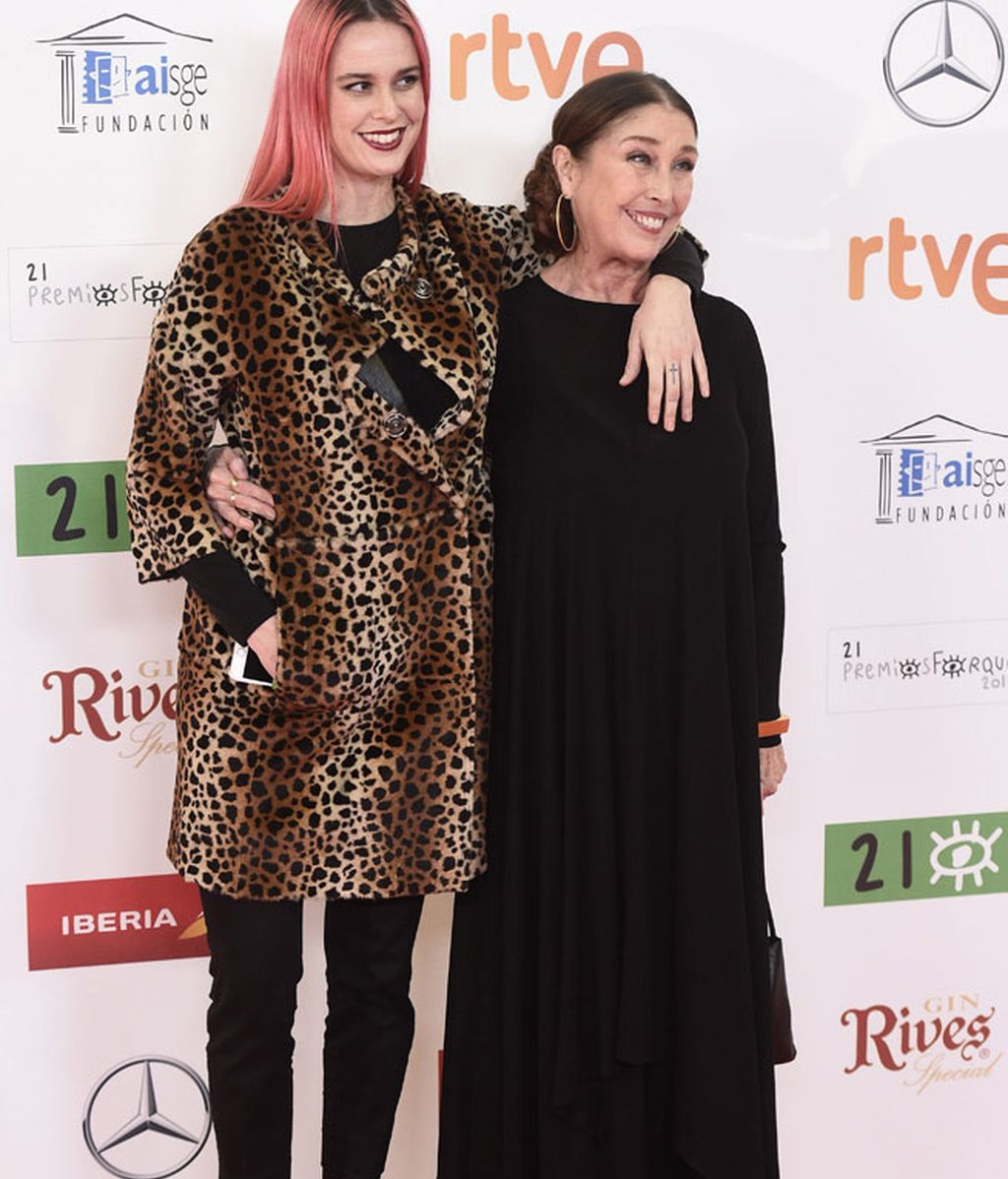 Verónica Forqué con su hija María