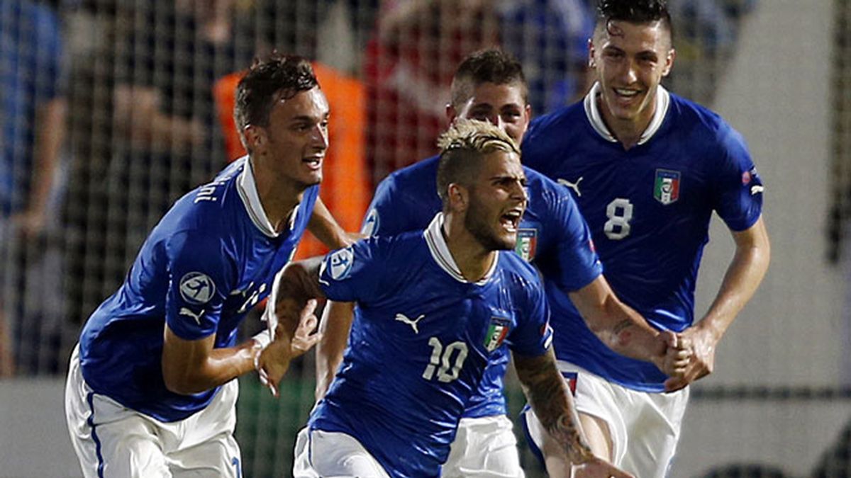 Insigne celebra el empate de Italia ante Noruega