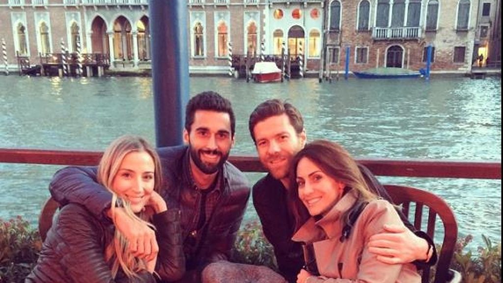 Xabi Alonso y Arbeloa, de fin de semana de parejas en la ciudad del amor...sin niños