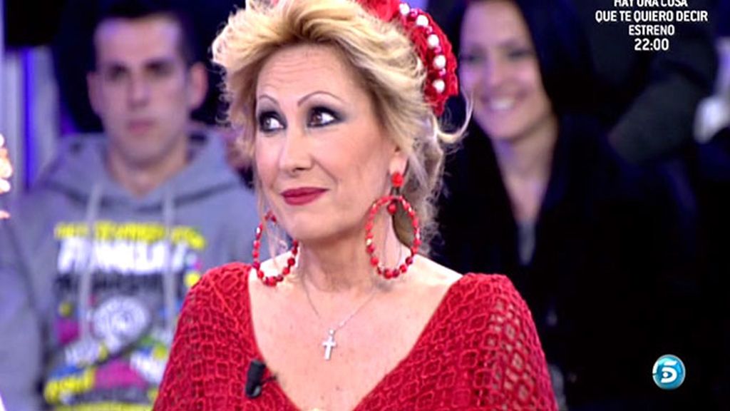 Aperitivos, trajes de sevillanas y abanicos para todos