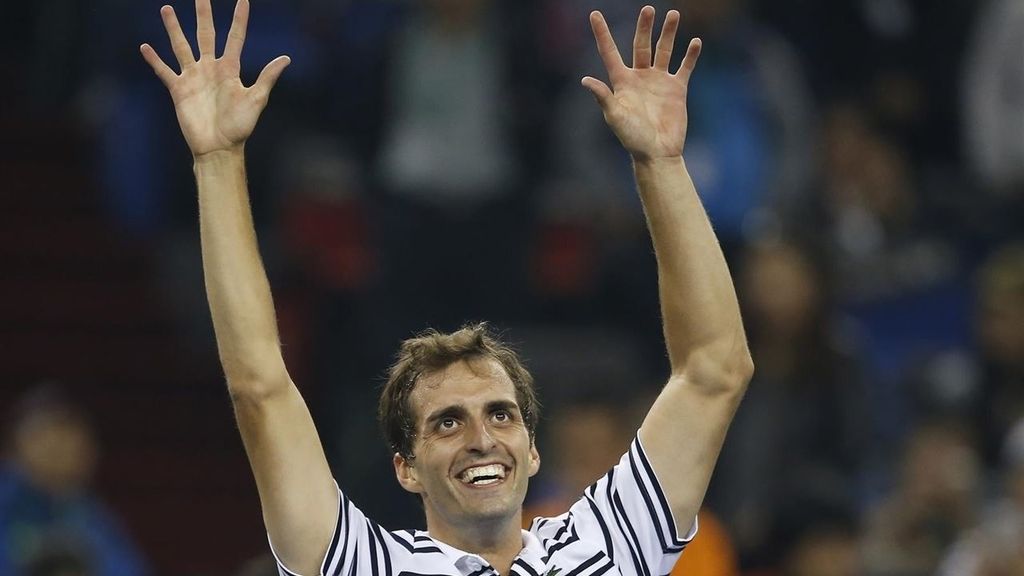 Albert Ramos se carga a Roger Federer en Shanghai