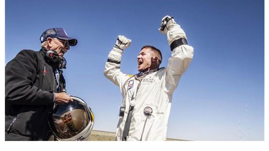 Felix Baumgartner salto desde el cielo