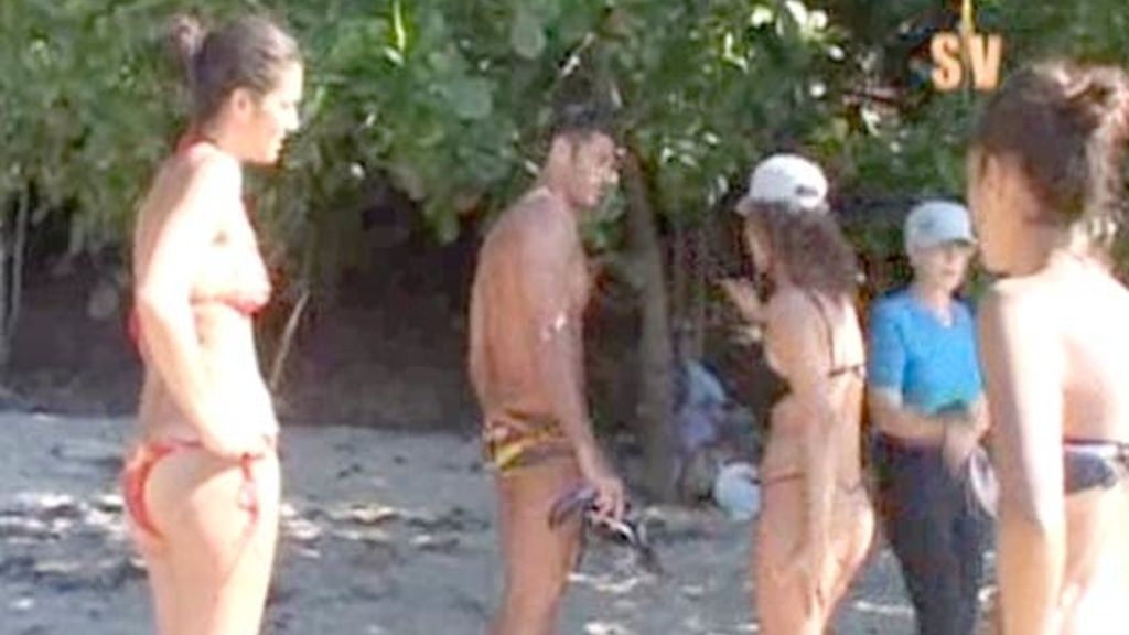 La supervivencia ya ha comenzado en las dos playas