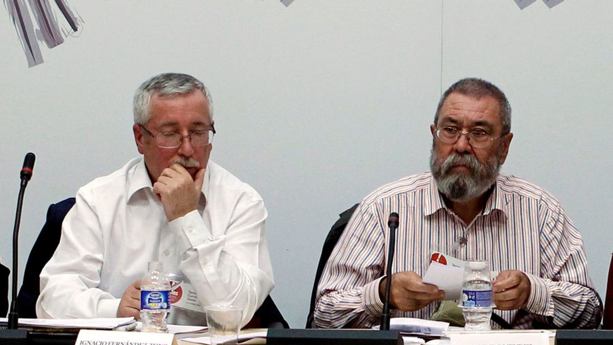 Ignacio Fernández Toxo y Cándido Méndez en el tercer encuentro de la Cumbre Social celebrado en Madrid