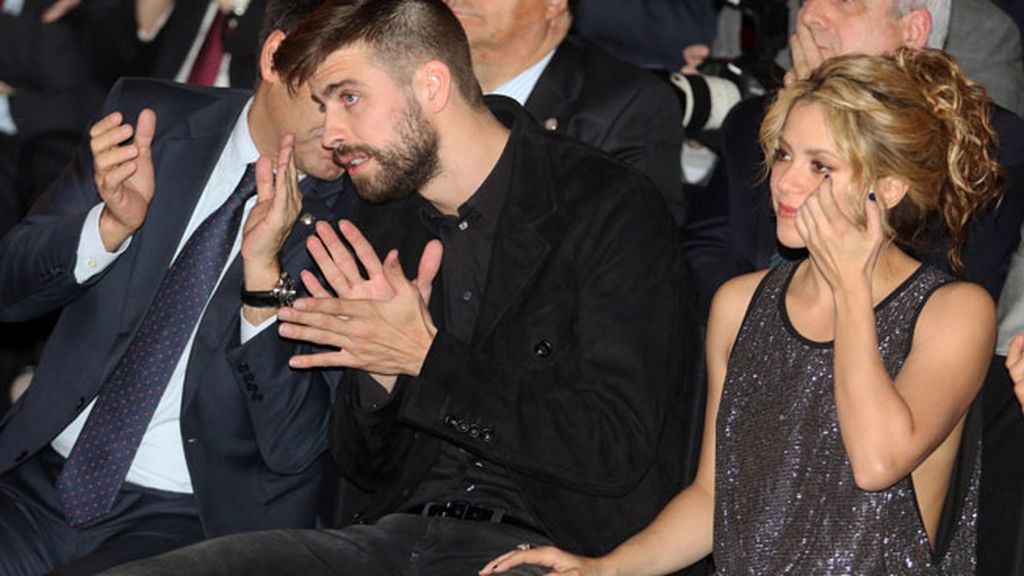 Shakira acompañó al futbolista, que recibía el premio al mejor deportista catalán