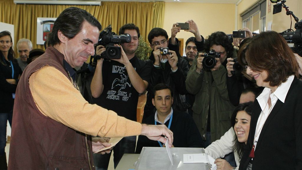 José María Aznar vota en Madrid