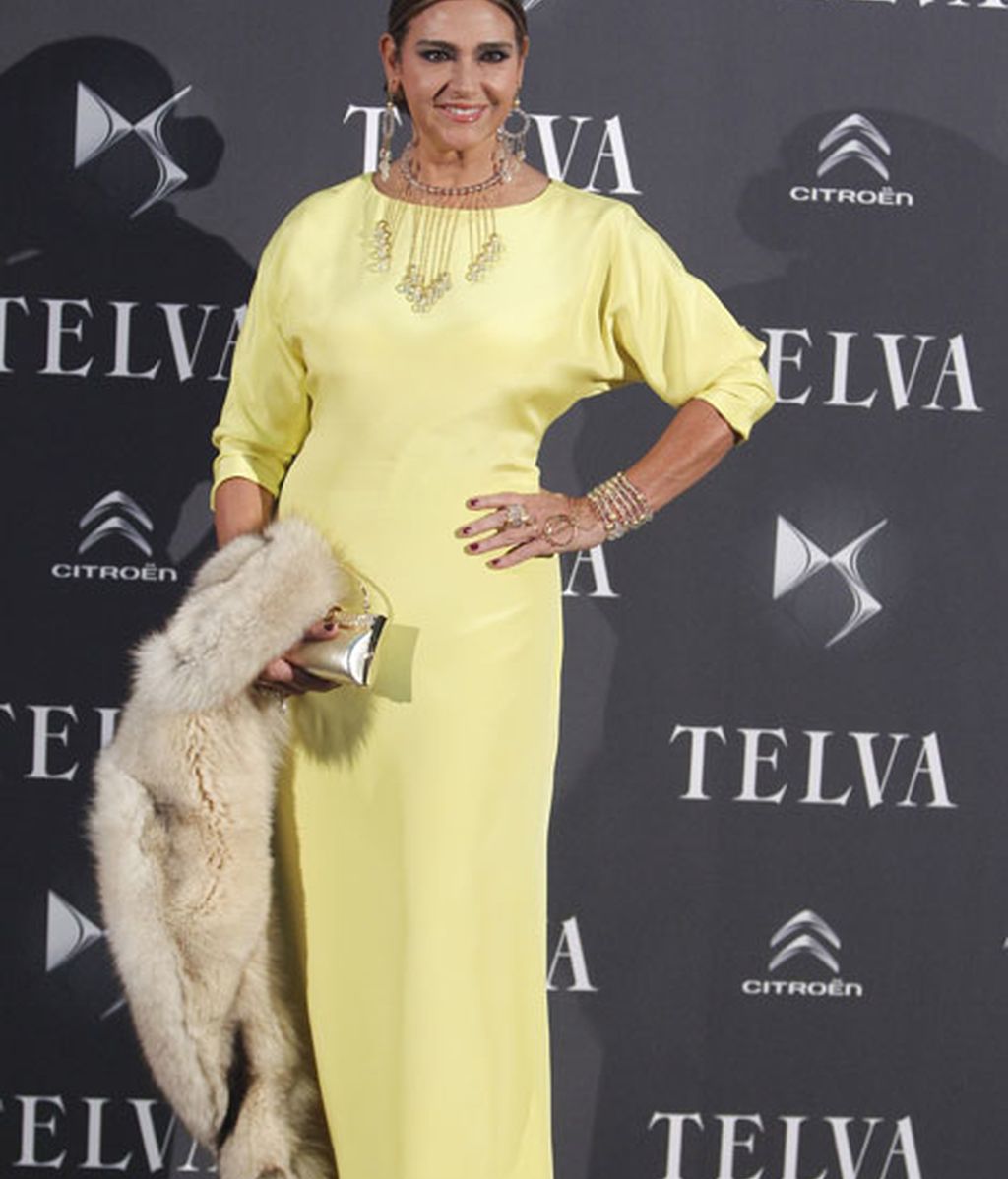 Marina Danko eligió un vestido amarillo
