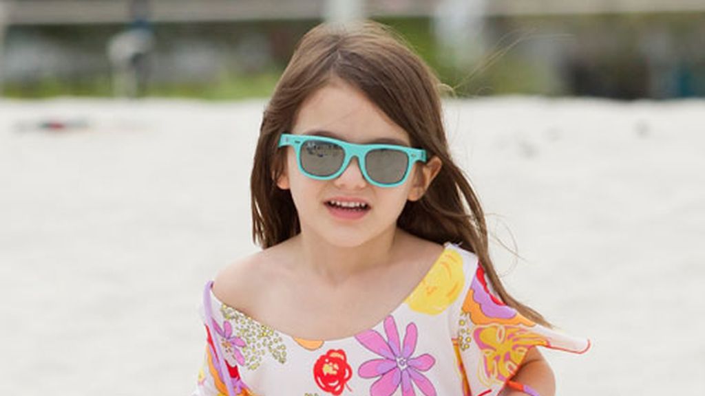 Suri Cruise y Katie Holmes se bañan vestidas