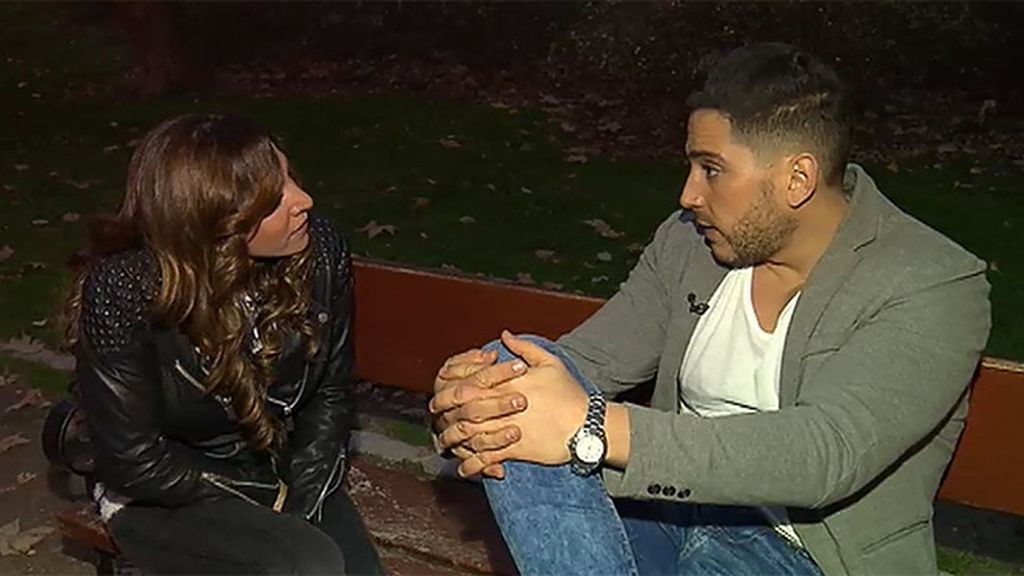 La tronista se sube al cochazo de Gonzalo