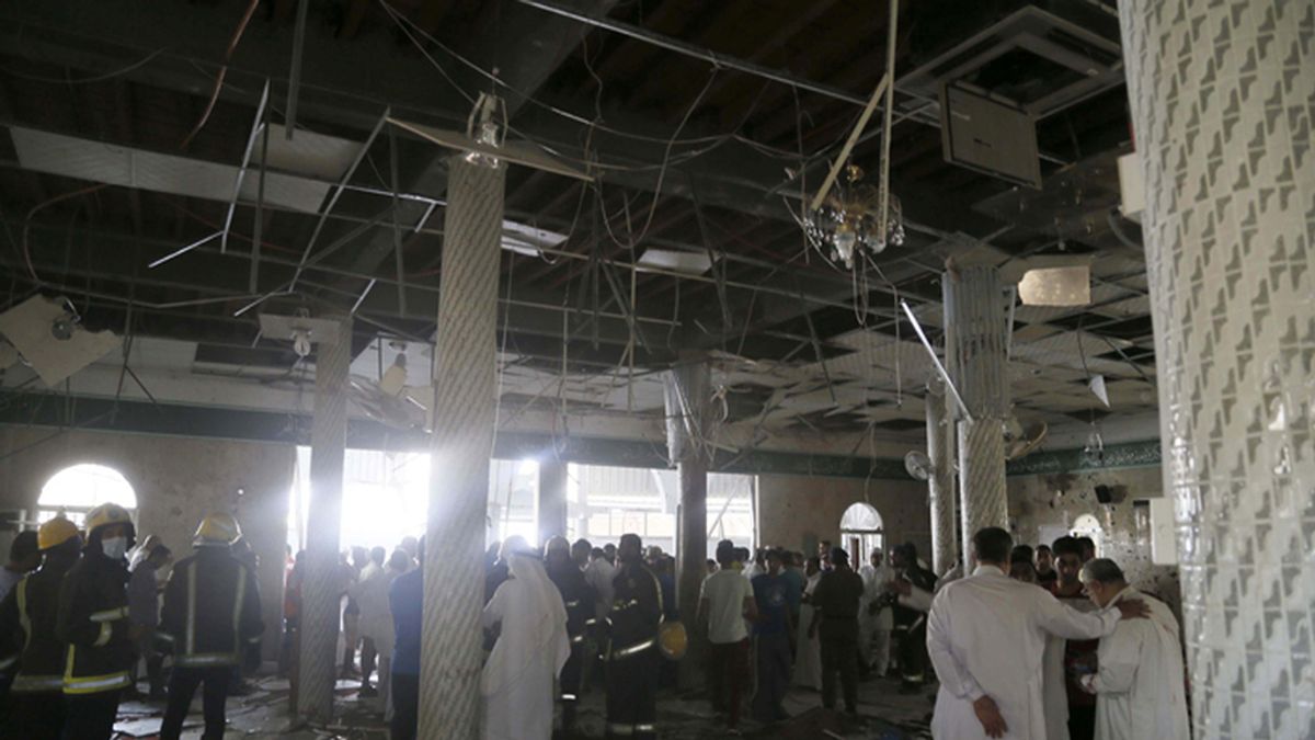 Atentado suicida contra una mezquita chií en Arabia Saudí