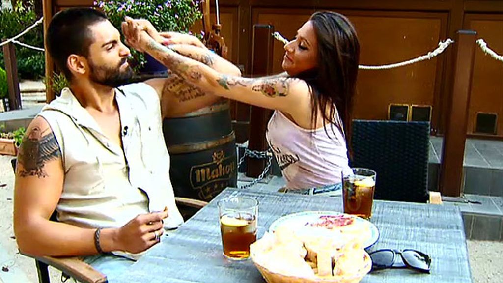 Del reproche al beso