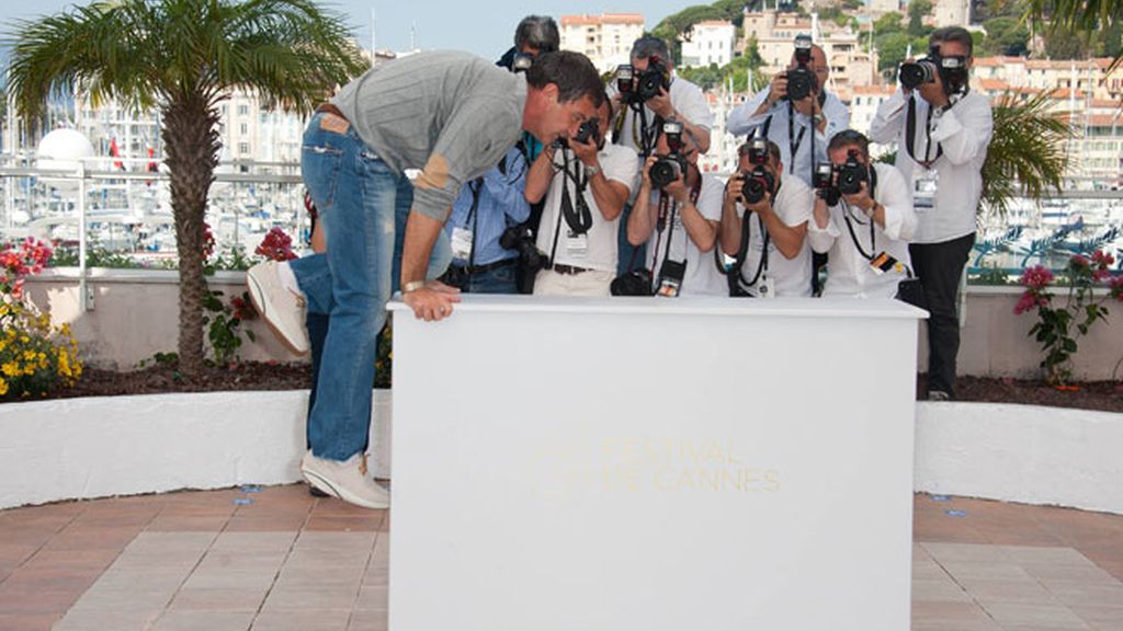 Almodóvar y su equipo dan el campanazo en el Festival de Cannes