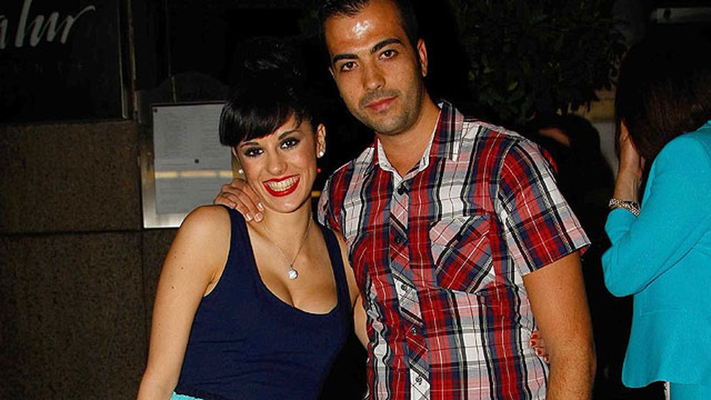 Pepe celebra con sus compañeros su victoria