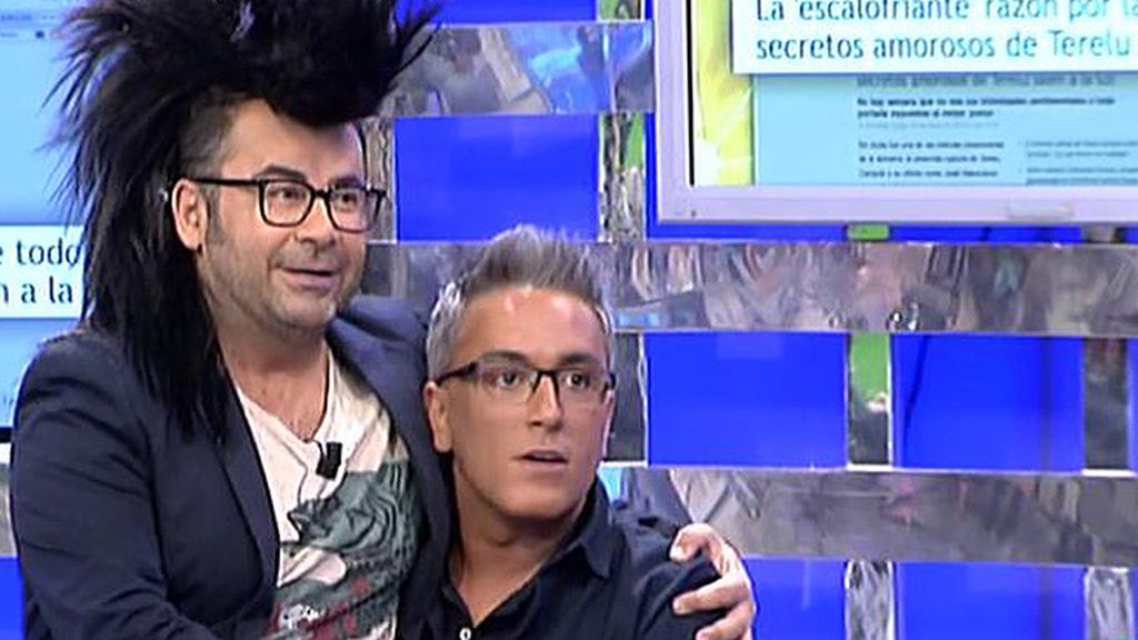 Juanba Cucarella cambia el look del presentador