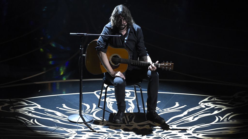 Dave Gorhl, durante su actuación en la ceremonia de los Óscar