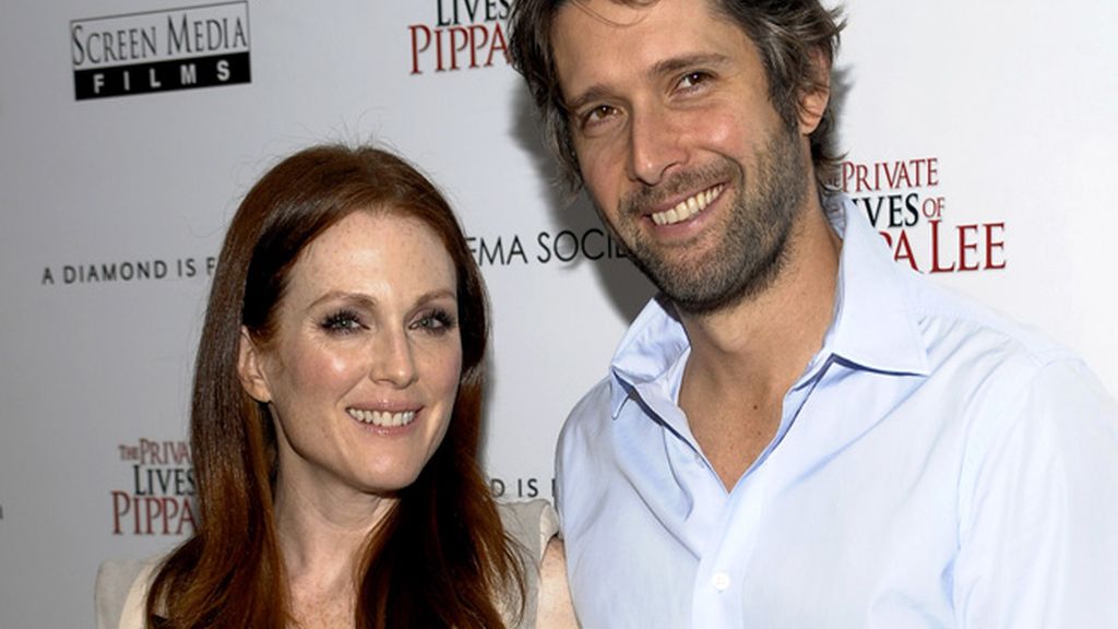 Julianne Moore y Bart Freundlich, 9 años de diferencia