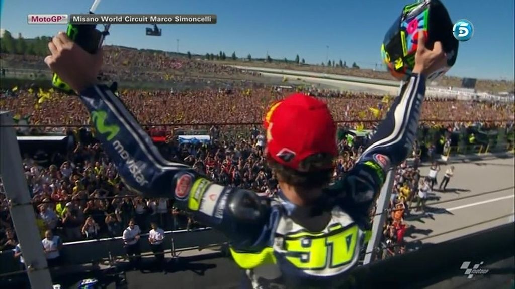 Rossi logra su victoria más deseada en Misano