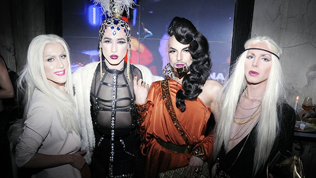 Hornella Góngora, Divino Produce, Venedita Von Dash y Úrsula Estar Moderna