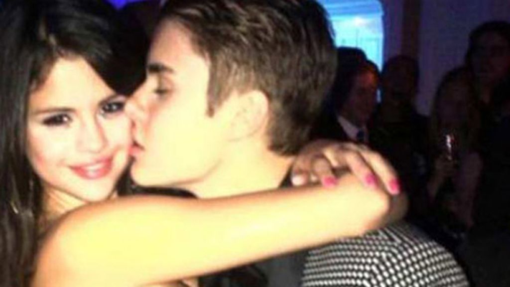 Selena Gomez en el Twitter de Justin Bieber