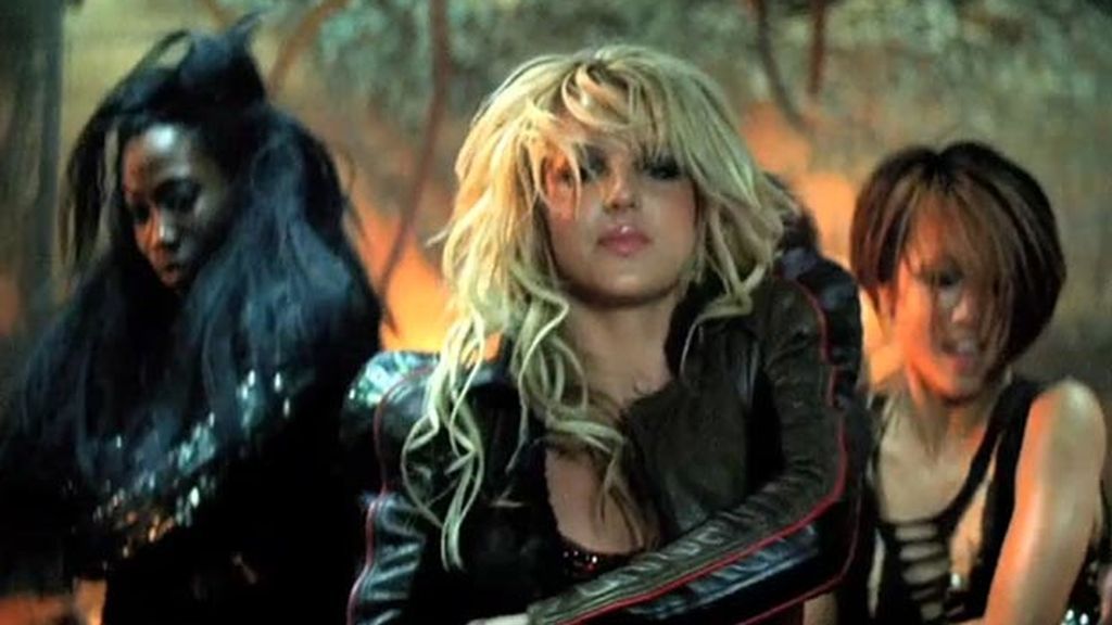 Britney Spears cuelga en twitter las fotos de su último vídeo