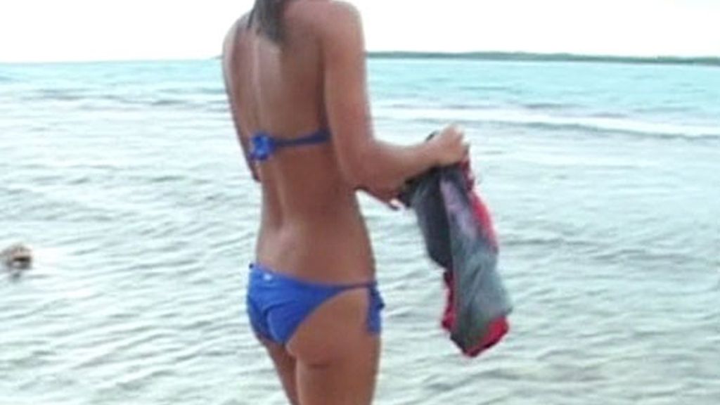 El sensual baño de Mireia