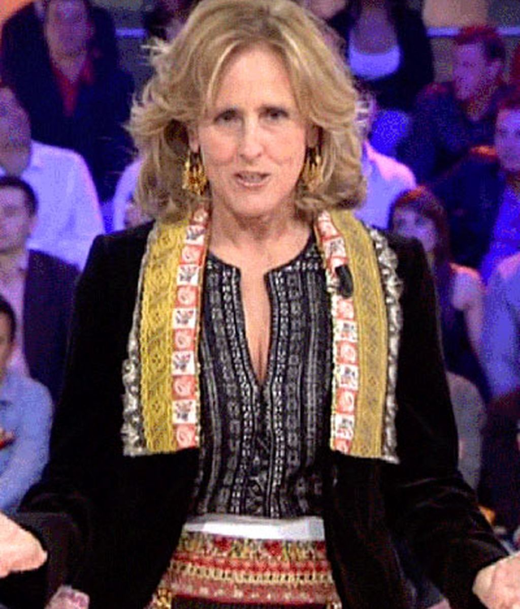 Milá, vestida de lagarterana