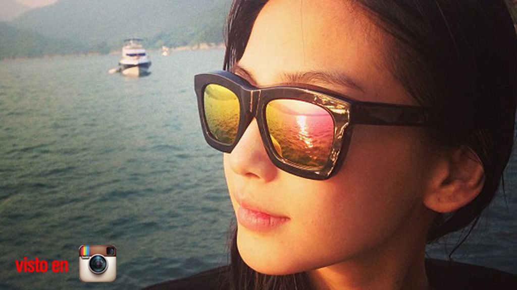 La modelo congrega a 2,4 millones de espectadores jugando con un profesional