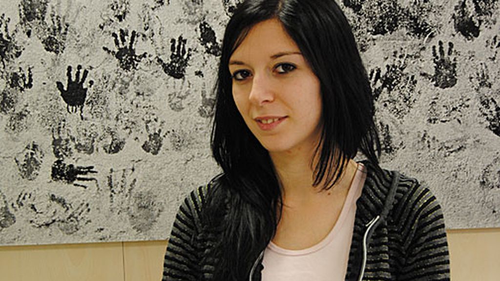 Azucena, de GH 12+1, visita telecinco.es