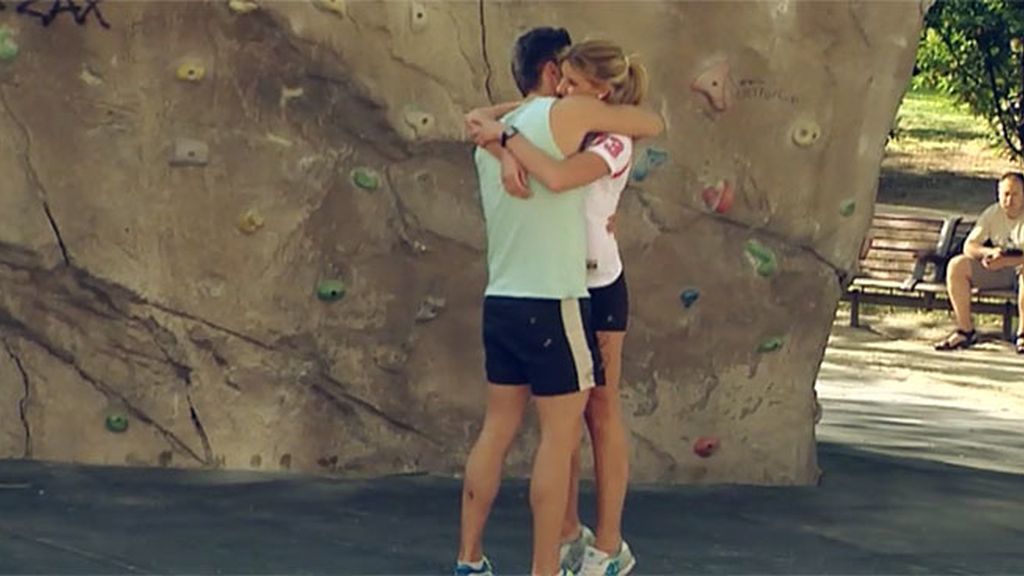 Zaida le pide a Noel que cierre el casting