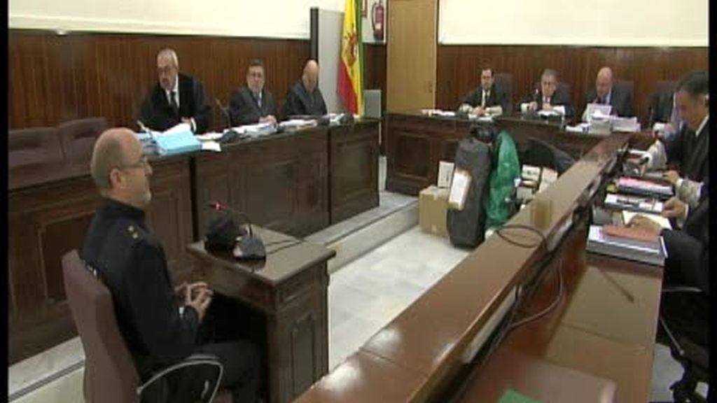 Del Valle, cada vez menos creíble