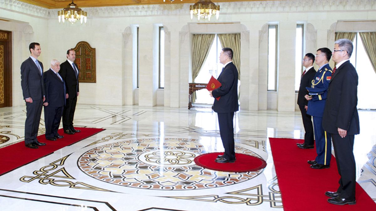 Al Assad recibe al nuevo embajador chino en Siria
