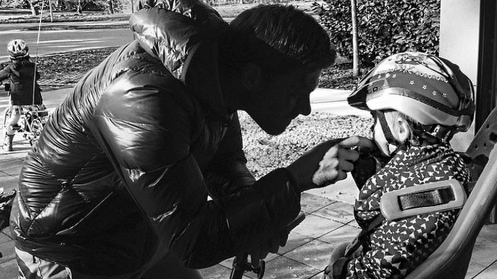 Nagore Aramburu: "Zorionak aita ! #Felizdiadelpadre"