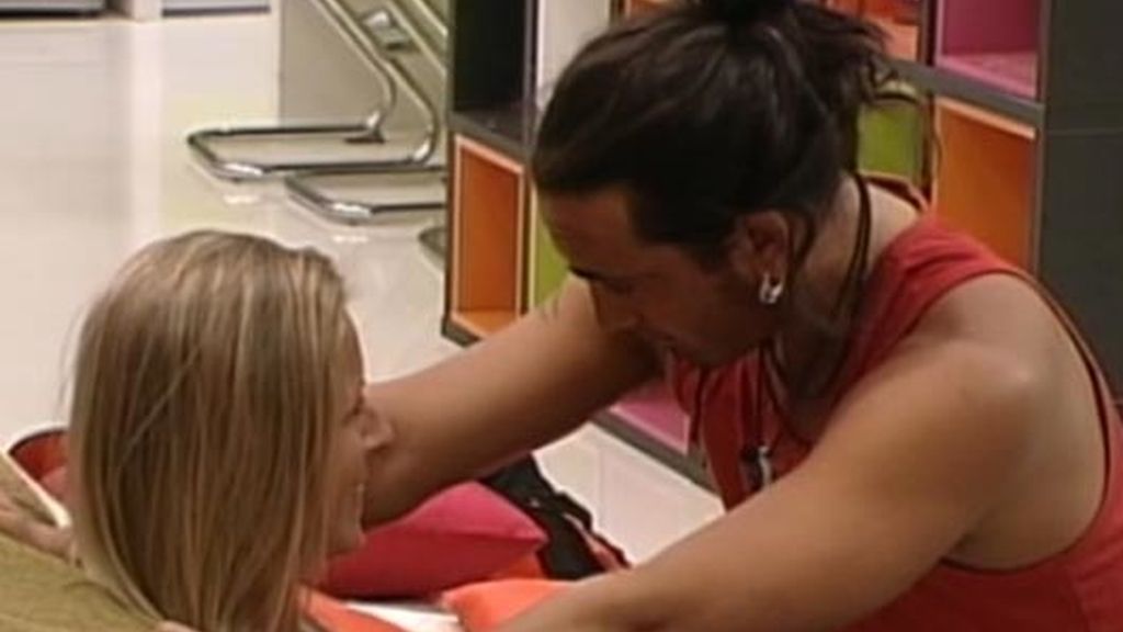 Ángel a Mel: "Pero qué buena estás"