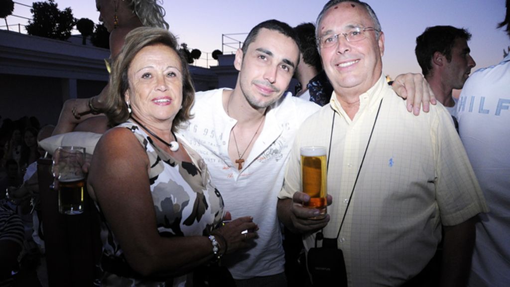 'Jonathan', de Aída, se adentra en el mundillo musical