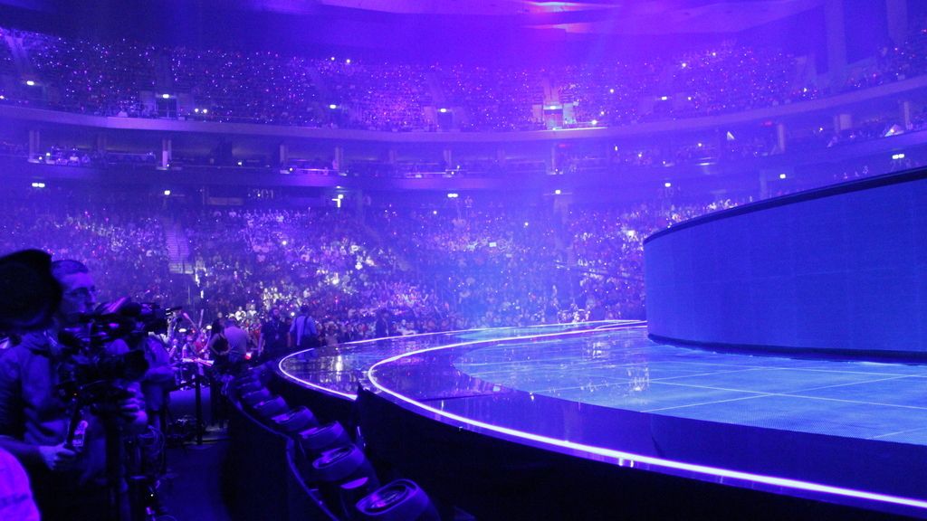 ‘Galería de fotos del ambientazo que hay en el evento, dentro y fuera del estadio.’