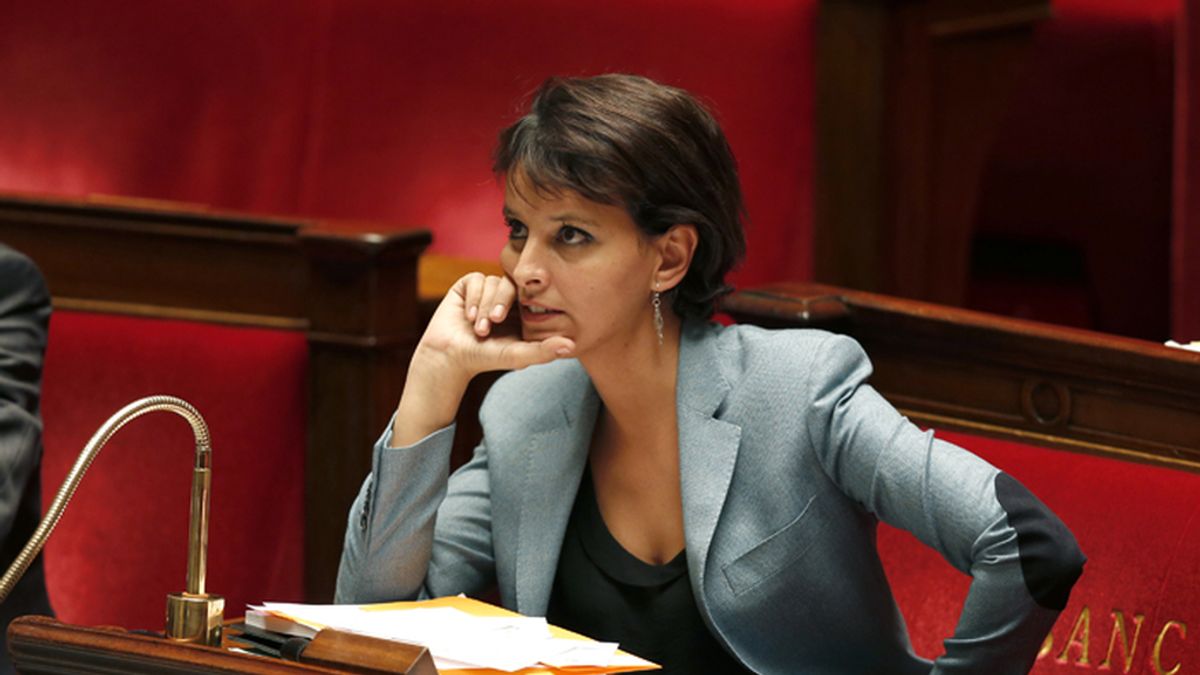 La Asamblea Nacional francesa aprueba multar a los clientes de las prostitutas