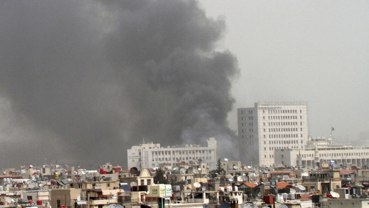 Al menos 15 muertos tras la explosión de un coche bomba en Damasco