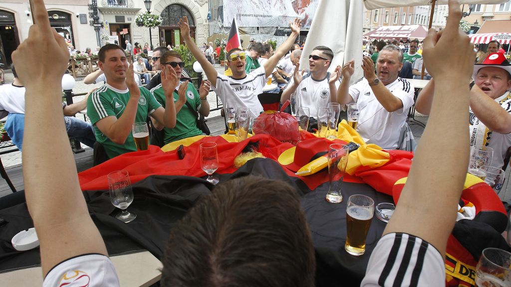 Varias bodas, y mucha cerveza