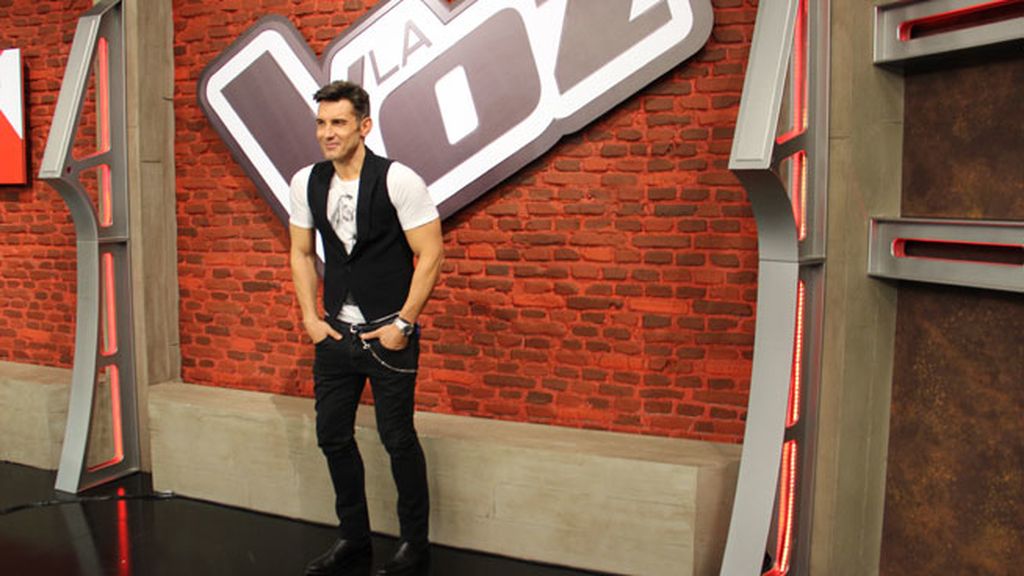Los cuatro finalistas de 'La Voz' junto a Jesús Vázquez