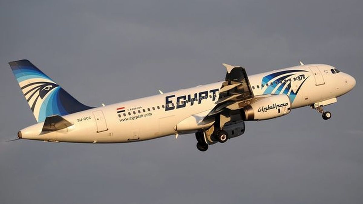 Recuperada una de las cajas negras del avión de EgyptAir