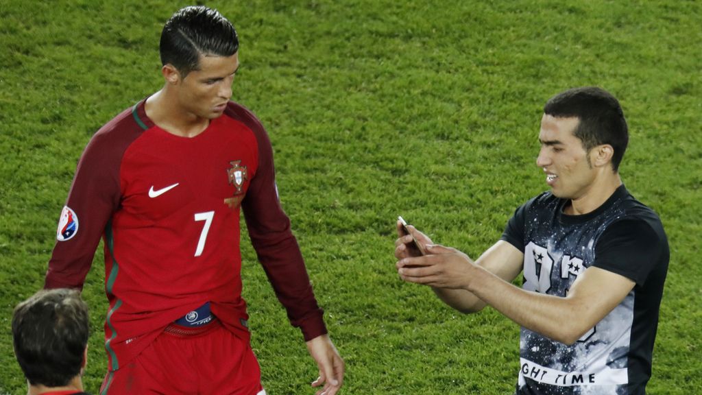 Precioso gesto del portugués poco después de fallar un penalti