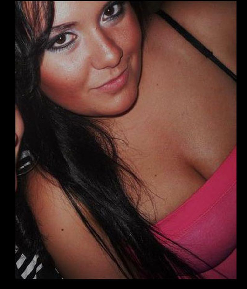 Una mujer de los pies a la cabeza