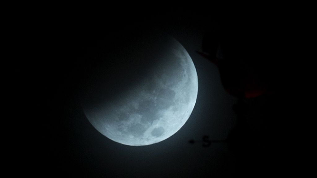 Espectaculares fotografías del eclipse total de Luna