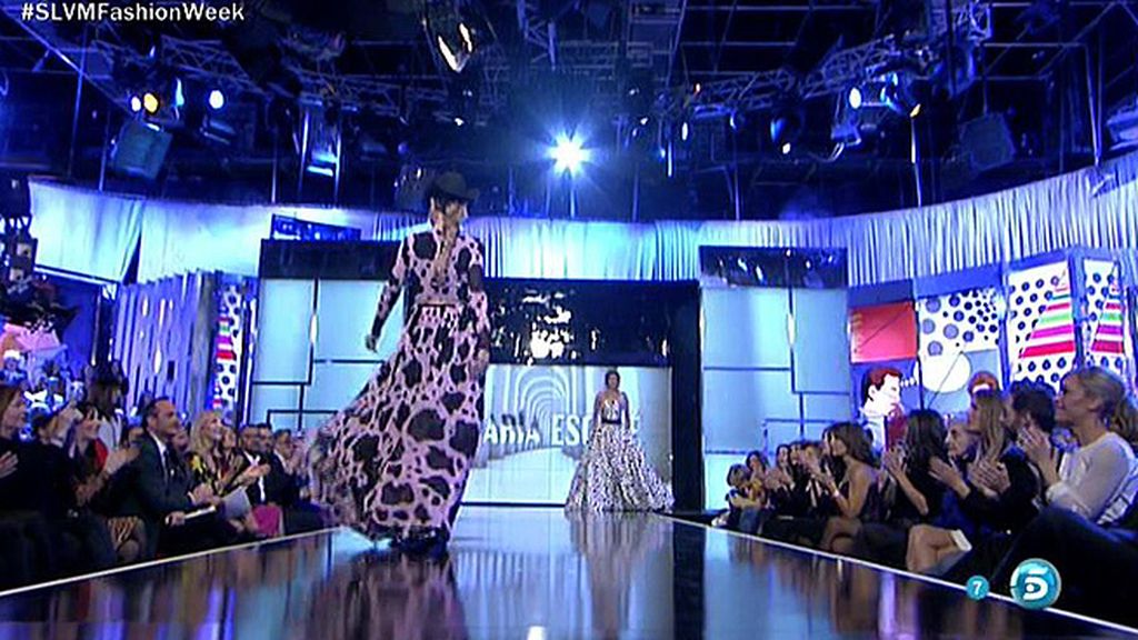 Estampados geométricos, espectaculares tocados, capas...